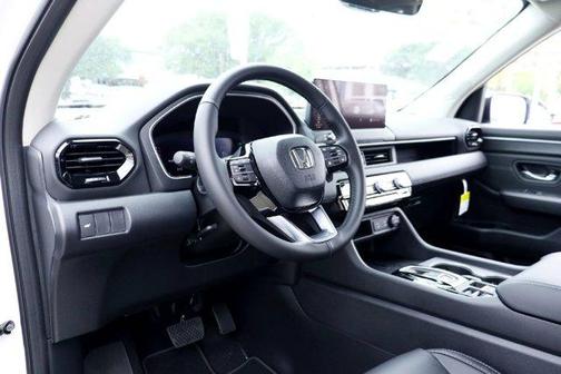 Platinum White Pearl 2026 Honda Pilot Touring