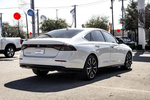 2023 Honda Accord Hybrid Touring