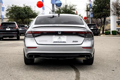2023 Honda Accord Hybrid Sport-L