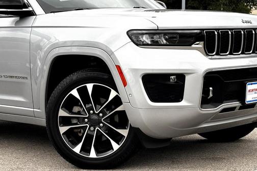 2022 Jeep Grand Cherokee Overland