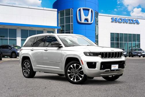 2022 Jeep Grand Cherokee Overland