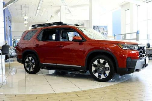 Radiant Red Metallic II 2026 Honda Pilot Touring