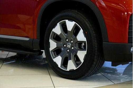 Radiant Red Metallic II 2026 Honda Pilot Touring