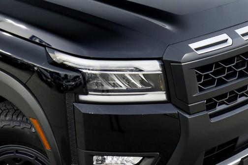 Black 2025 Nissan Frontier PRO-4X