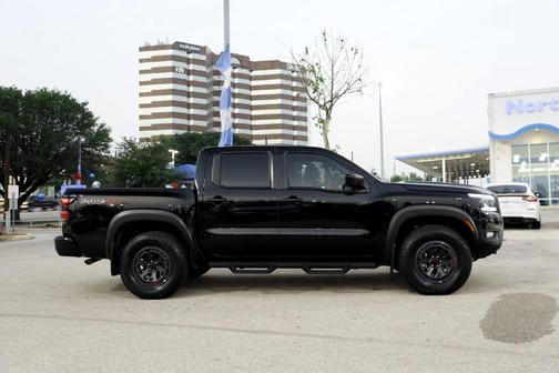 Black 2025 Nissan Frontier PRO-4X