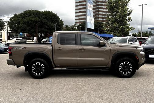 2023 Nissan Frontier PRO-X