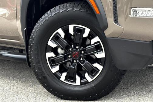 2023 Nissan Frontier PRO-X