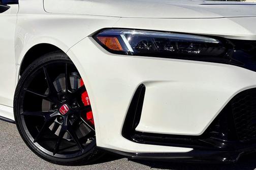 2023 Honda Civic Type R Base