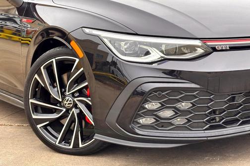 2023 Volkswagen Golf GTI 2.0T Autobahn