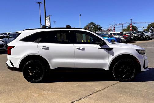 2022 Kia Sorento SX