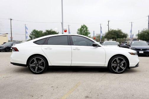 Platinum White Pearl 2026 Honda Accord Hybrid Sport
