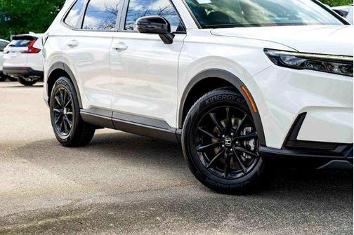 Platinum White Pearl 2026 Honda CR-V Hybrid Sport