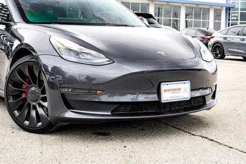 Midnight Silver Metallic 2023 Tesla Model 3 Performance