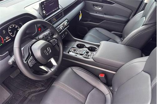 2025 Honda Pilot Touring+