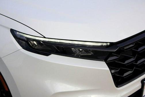 Platinum White Pearl 2026 Honda CR-V Hybrid Sport-L