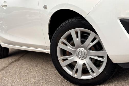 2014 Mazda Mazda2 Sport