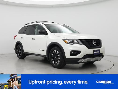 2020 Nissan Pathfinder SL