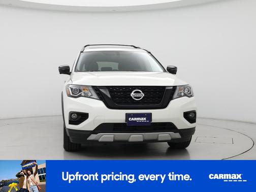 2020 Nissan Pathfinder SL