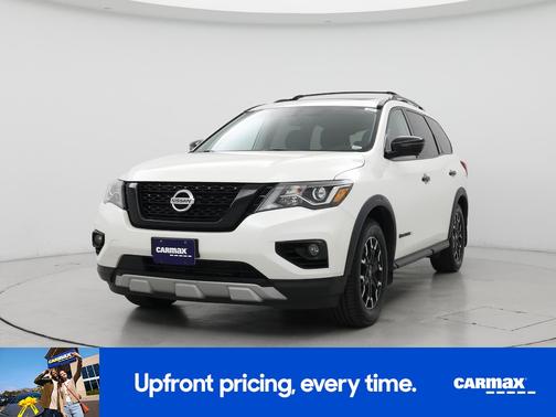 2020 Nissan Pathfinder SL