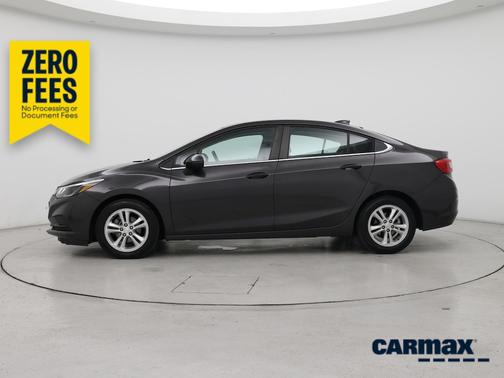Gray 2017 Chevrolet Cruze LT