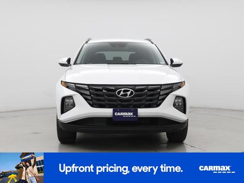 White 2024 Hyundai TUCSON SEL