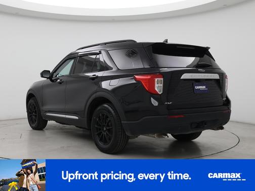 Black 2024 Ford Explorer XLT