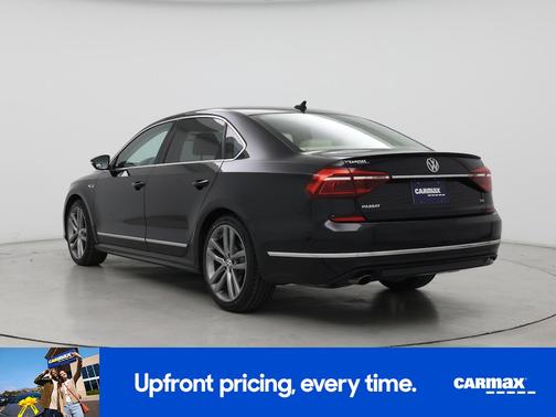 2017 Volkswagen Passat R-Line