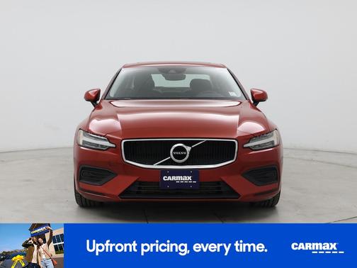 2019 Volvo S60 T6 Momentum