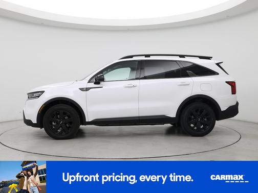 White 2023 Kia Sorento X-Line S