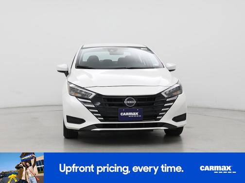 White 2025 Nissan Versa SV