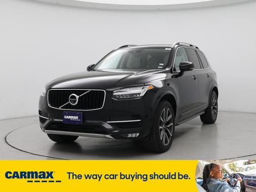 2016 Volvo XC90 T6 Momentum