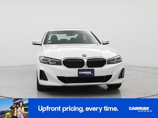 2024 BMW 330e 