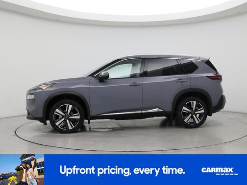 Gray 2023 Nissan Rogue SL