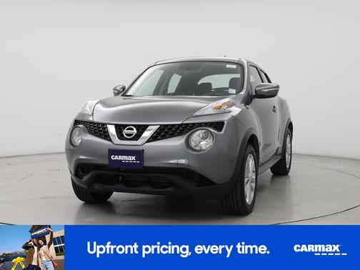 Gray 2017 Nissan Juke S