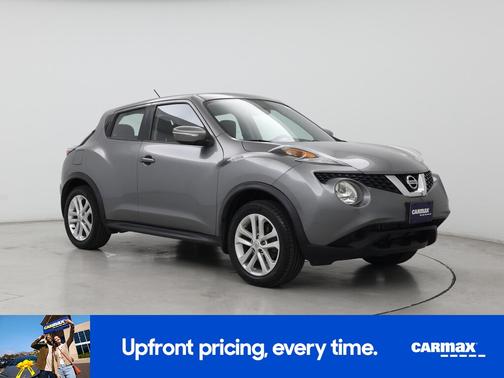Gray 2017 Nissan Juke S