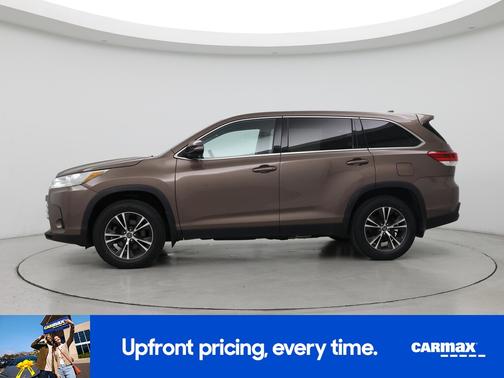 Brown 2019 Toyota Highlander LE Plus