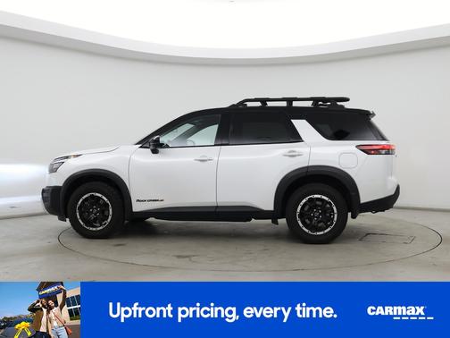 White 2025 Nissan Pathfinder Rock Creek