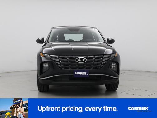 Black 2023 Hyundai TUCSON SE