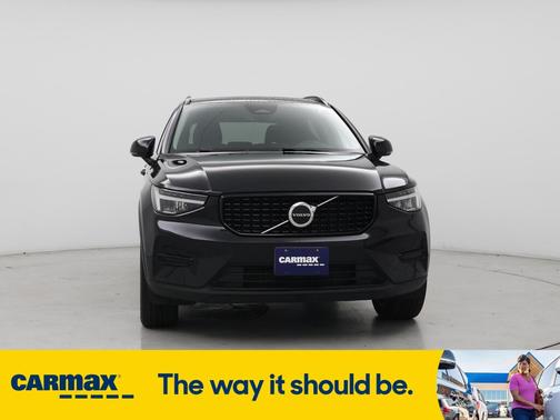2024 Volvo XC40 B5 Core Bright Theme