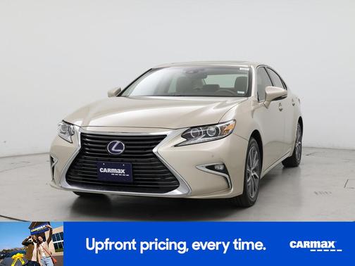 2018 Lexus ES 300h 