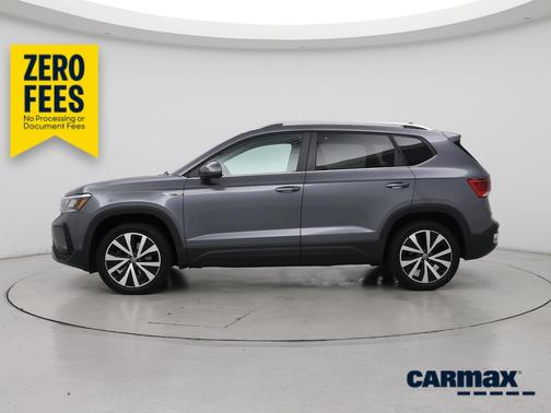 Gray 2022 Volkswagen Taos SE