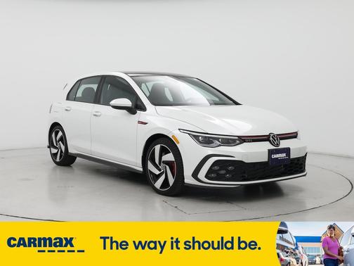 2022 Volkswagen Golf GTI SE