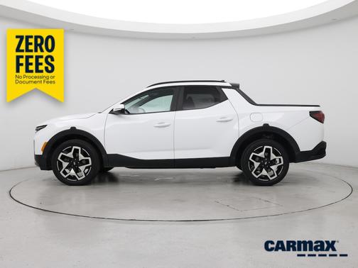 White 2022 Hyundai SANTA CRUZ Limited