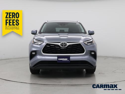 Blue 2021 Toyota Highlander XLE