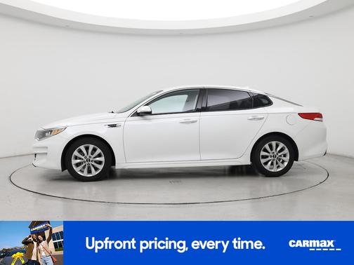 White 2018 Kia Optima EX