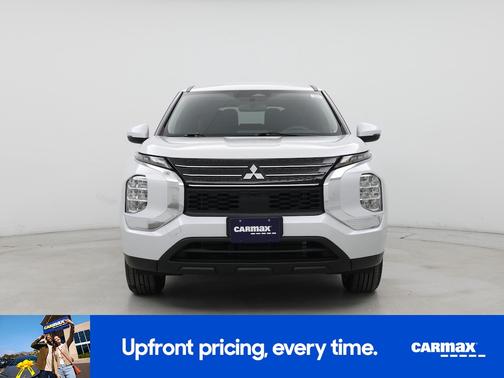 2024 Mitsubishi Outlander ES