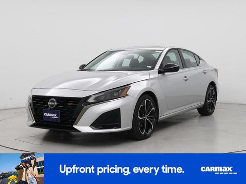 Silver 2024 Nissan Altima SR