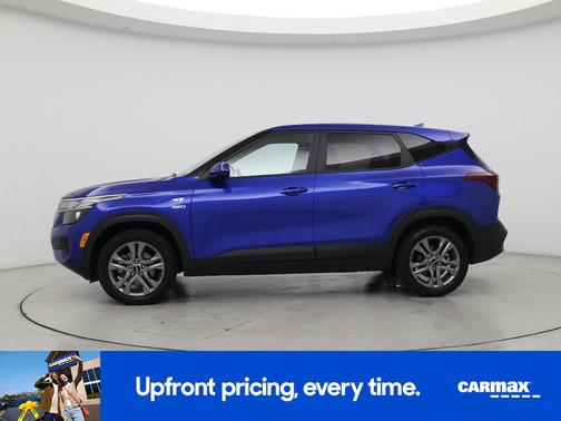 Blue 2023 Kia Seltos LX