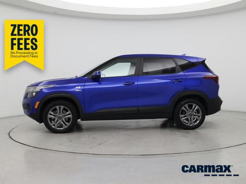 Blue 2023 Kia Seltos LX