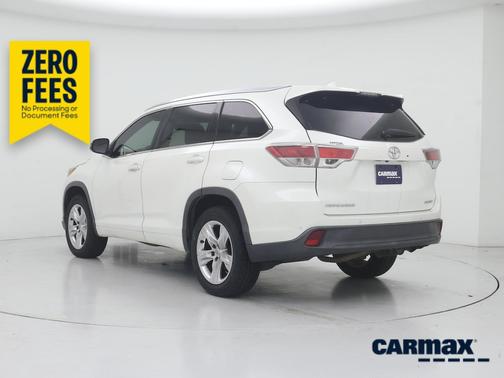 White 2015 Toyota Highlander Limited